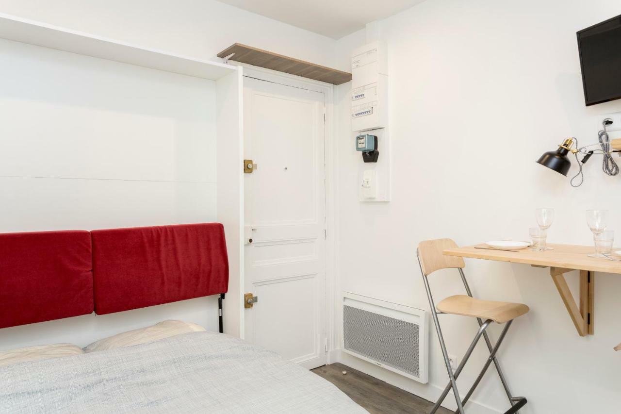 Studette De Charme Neuve Proche Invalides Apartment Paris Exterior photo